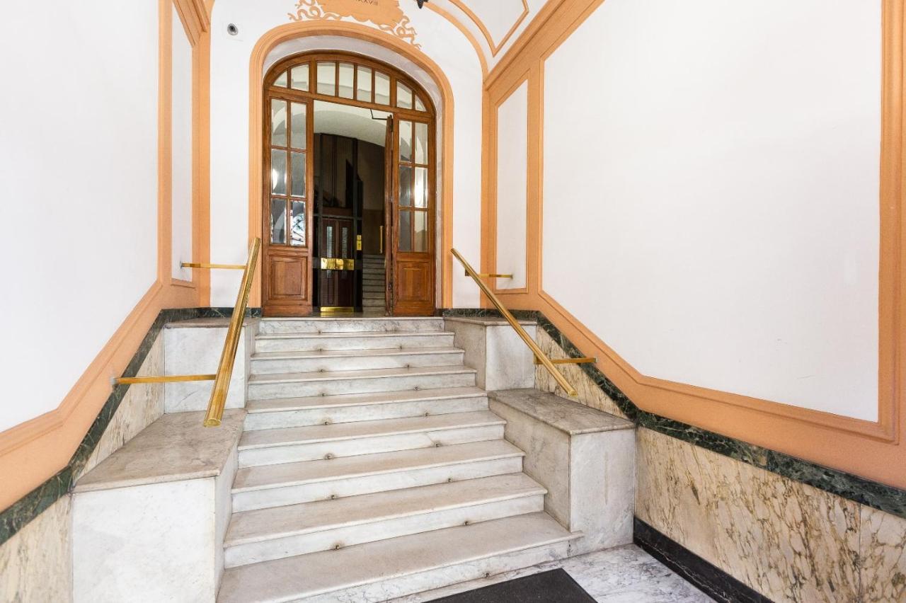 Affittacamere Iron Cityaus Termini *