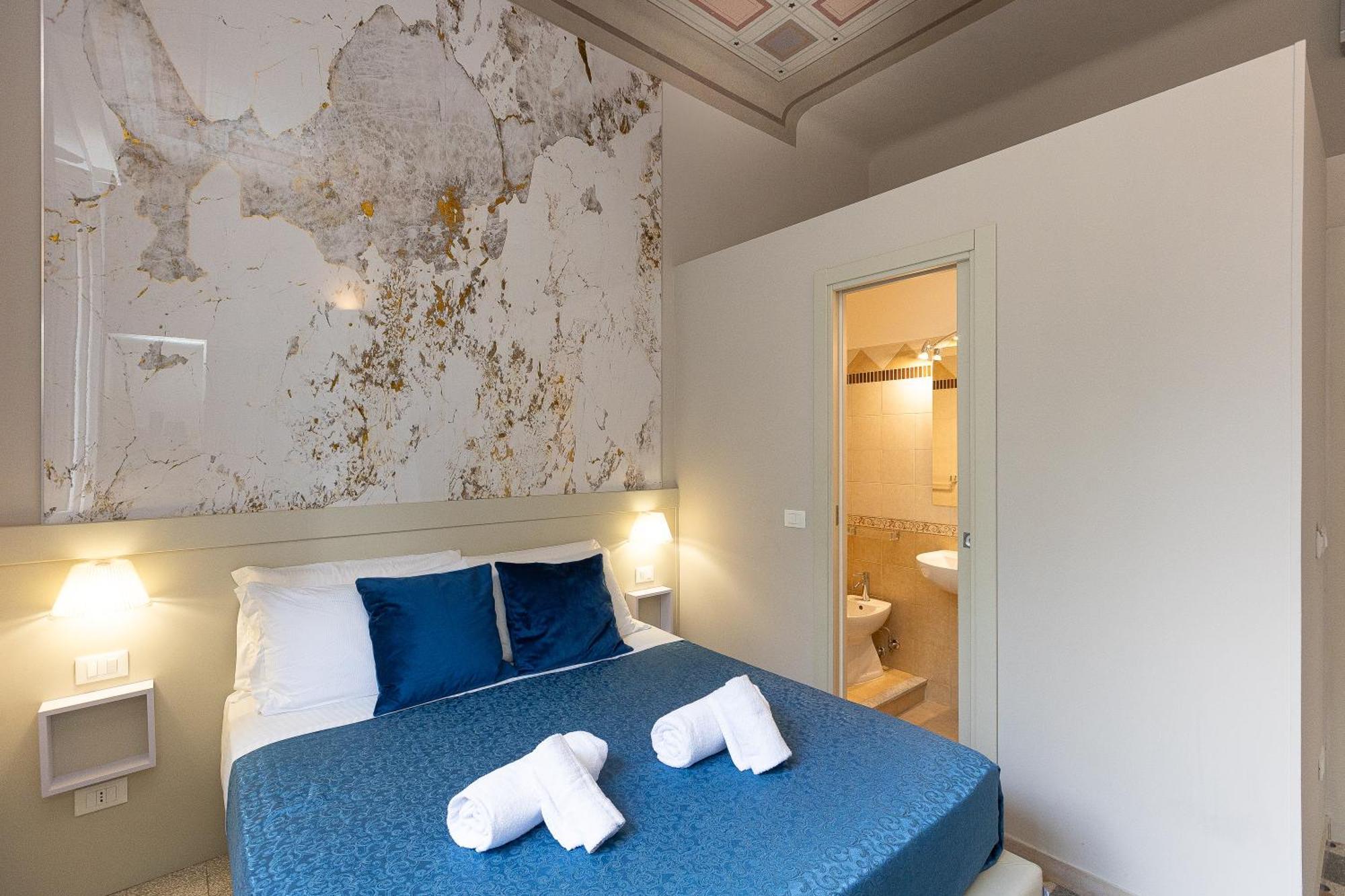Iron Cityaus Termini Affittacamere Roma